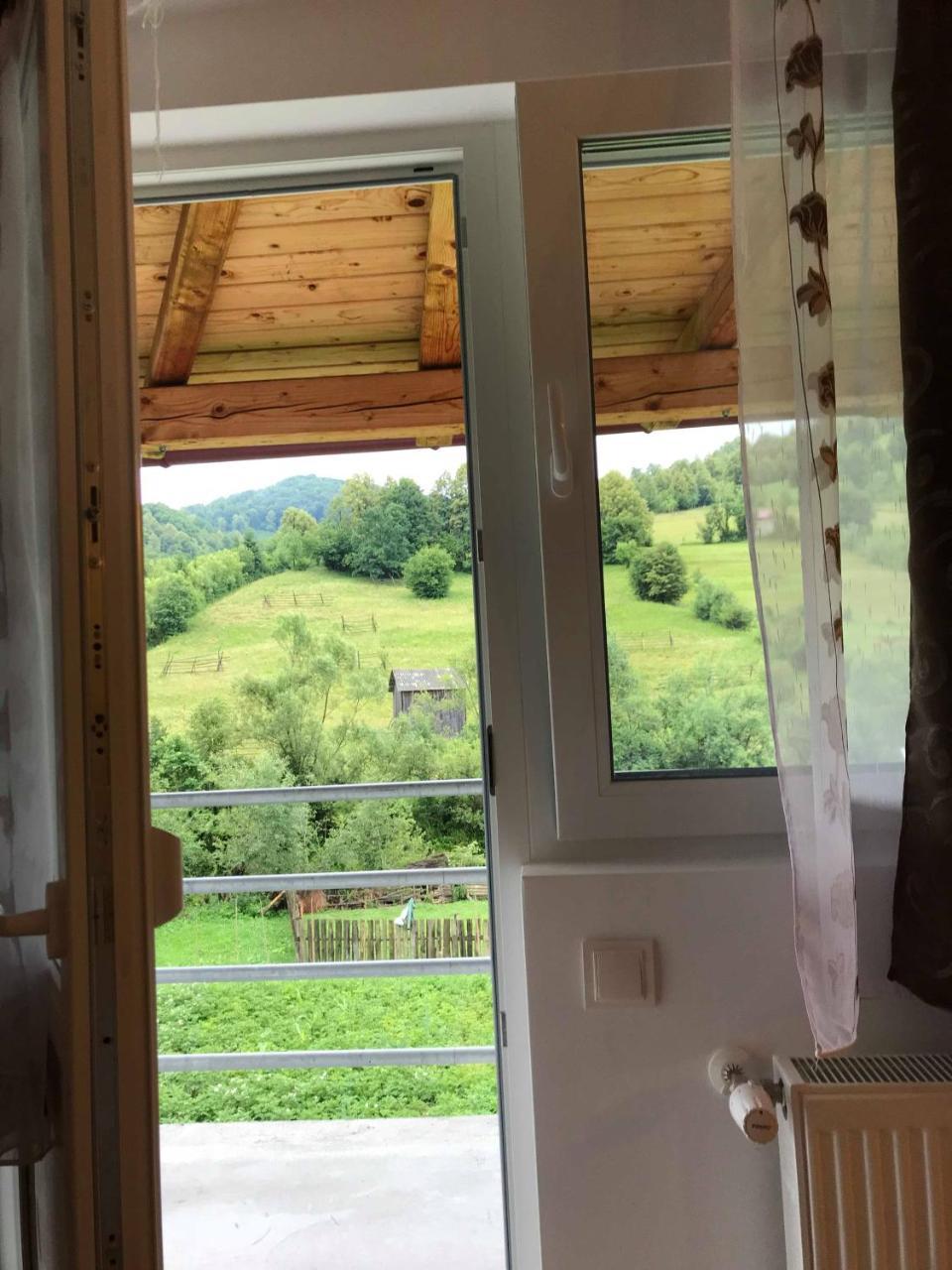 Pensiunea Colt De Rai Săcel 외부 사진