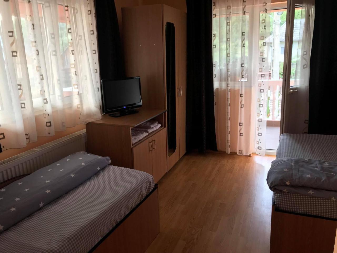 Pensiunea Colt De Rai Săcel 외부 사진