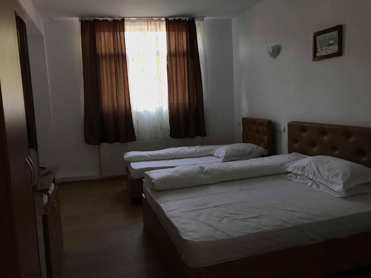 Pensiunea Colt De Rai Săcel 외부 사진
